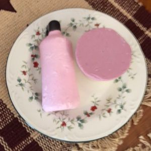 Lush American Cream Naked Shower Gel & Conditioner